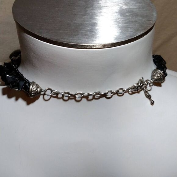 Beaded necklace  - Picture 4 of 4